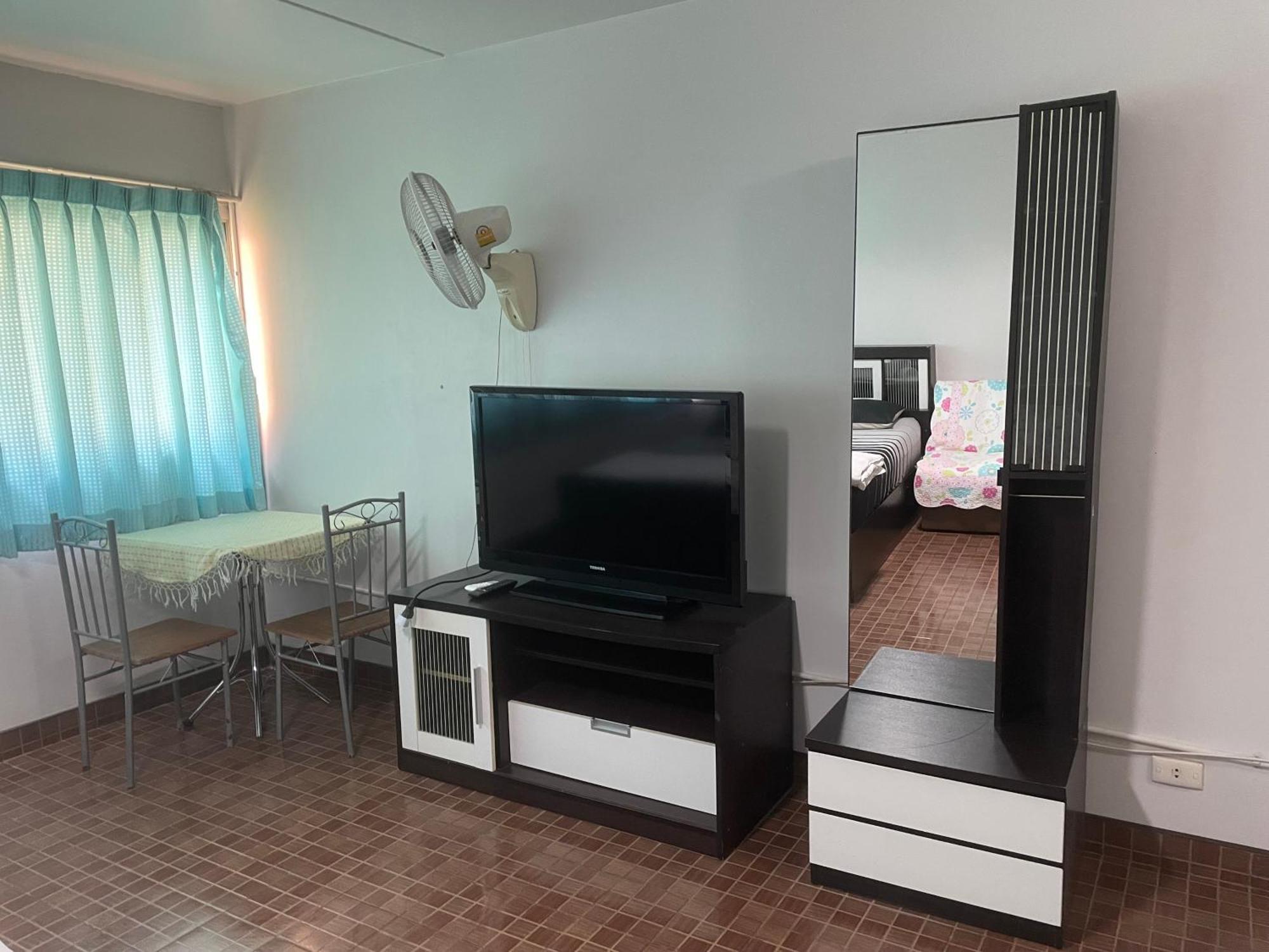 Muangthong C3,C4Near Impact Appartement Nonthaburi Buitenkant foto